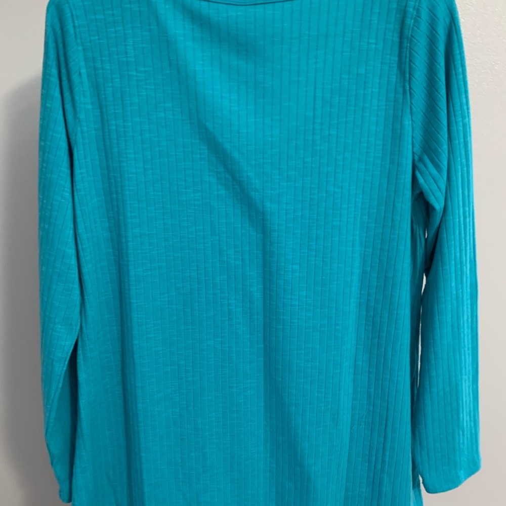 LuLa Roe Ribbed Top - Picture 4 of 16